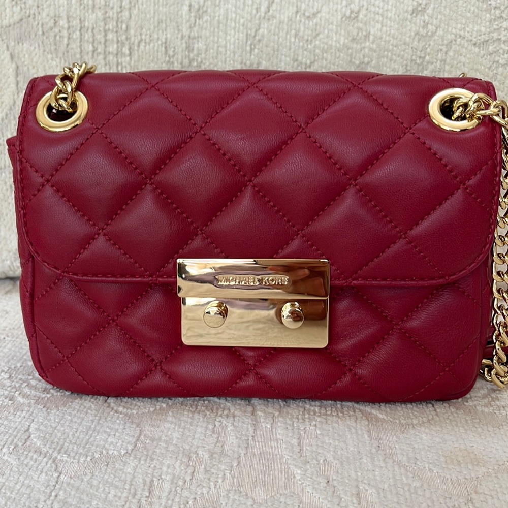 Michael Kors Quilted Shoulder Bag (EUC)